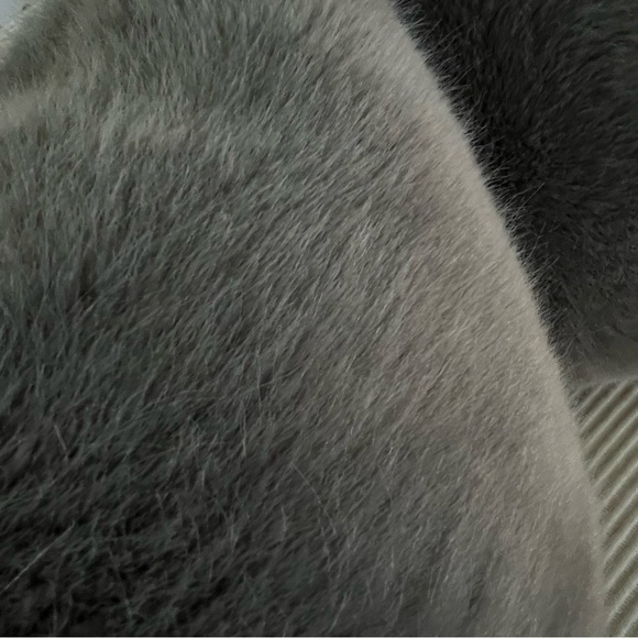 2 RH ULTRA FAUX FUR PILLOW COVERS Shams 22x22 - Picture 6 of 12